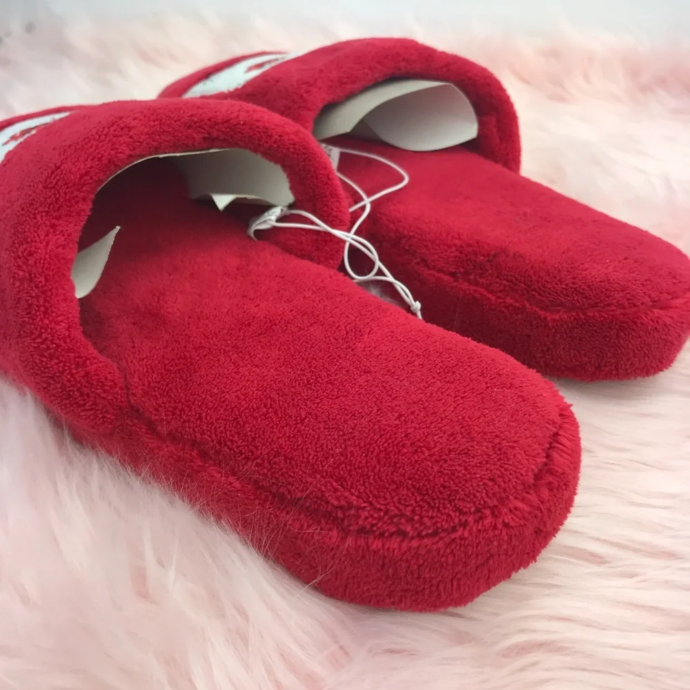 NWOT Fuzzy Red Slippers - Picture 8 of 15